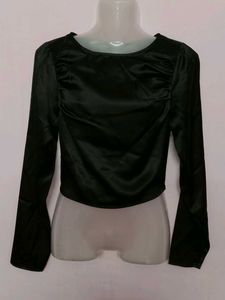 NA-KD Women&#39;s Satin Crop Top
