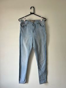 Light Wash Denim Jeans