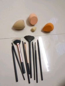Branded Makeup Brushes And Beauty Blender