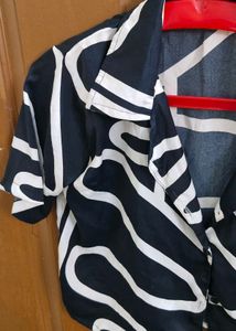 Abstract Print Short Sleeve Shirt