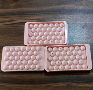 03 Ice Cube Trays