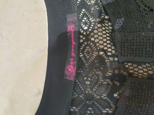 Black  beautiful net  jacket  can carry with any kind of jeans,skirt and straight kurti