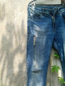 Here &amp; Now Branded Ripped Blue Jeans