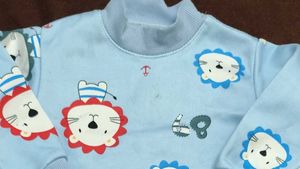 Kid&#39;s Woolen Clothes Combo.. ❤