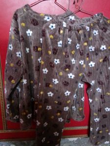 Floral Print Long Sleeve Top