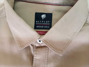 MEN&#39;S BEIGE SHORT SLEEVE SHIRT