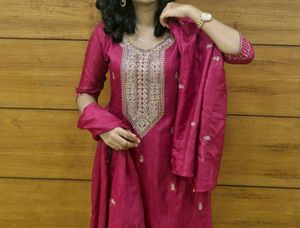 Elegant Pink Kurta Set