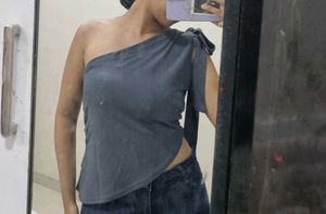 Stylish One shoulder Gray Top💗