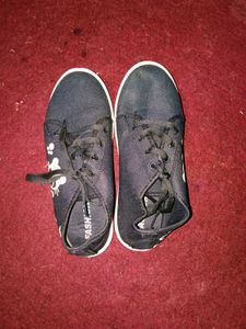Black Graphic Print Sneakers