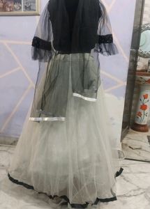 Lehenga With Black Blouse And Duptta