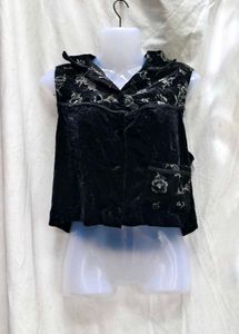 293010. Floral Velvet Vest