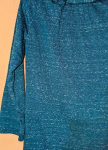 Women Solid Regular Sea Green Top
