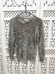 🎀Fuzzy Gray Pullover Sweater C