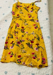 Berrylush Yellow Printed Dress