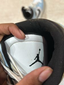 Air Jordan High Very Cheap Rate (used)