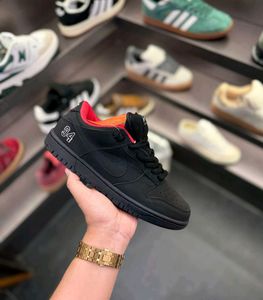 Nike Dunk Low '94 - Classic Style