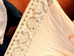 Beautiful Nyracut Kurti