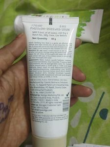 Assure Clarifying Face Wash
