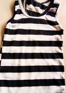 Black And White Stripped Sando For Girls