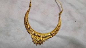 Elegant Gold-Tone Necklace