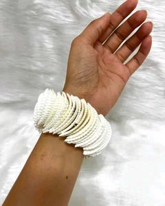 NATURAL SEASHELL BRACELET 🤍
