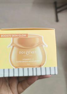 Dot &amp; Key Super Bright Moisturizer