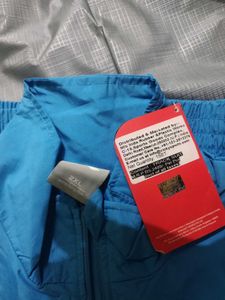Original Li-ning Badminton Track Suit Brand New !!