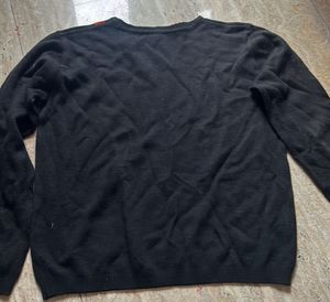 Wool sweatshirt