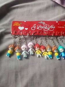 Excellent Unused Pack Of 12 Keychains.