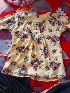 Floral Print Casual Top