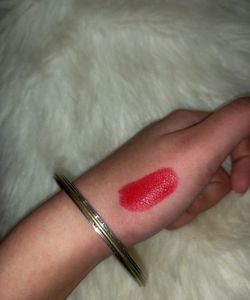 Half n हाफ red lipstick🍒
