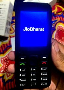 Jio Phone Bharat