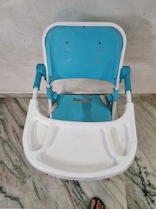 Baby Hug High Chair With Foot Rest