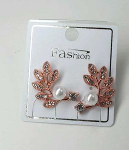Leaf Pearl Earrings