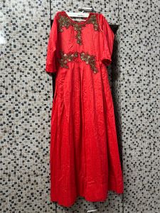 Flayerd Suit Floor Touch