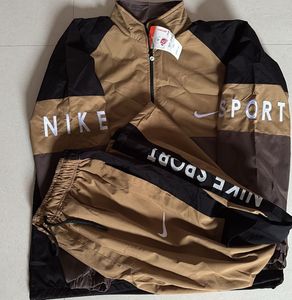 Nike Men’s track suit