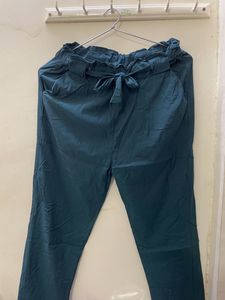 Active Wear Calf Length Pants