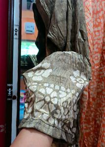 Elegant Coral &amp; Brown Kurti Pant Duppata Set