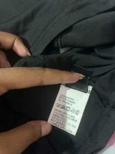 Shein Black V-Neck Crop Top