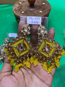 New Trendy Kite Shaped Earrings