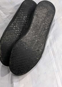 Puma Black Sneakers
