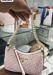 Micheal kors Jet set Charm Pochette Slingbags