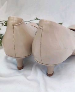 Steve Madden Nude Pointed-Toe Pumps