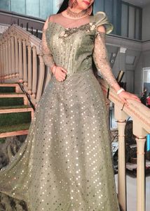 Elegant Silver-Green Formal Gown