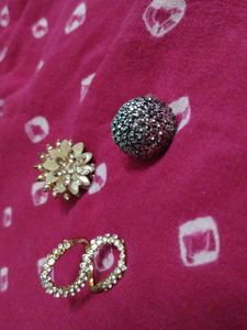 Finger Rings (3)