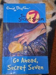 Enid Blyton- Go Ahead Secret Seven