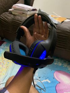 Headphone