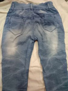 Women&#39;s Blue Jeans