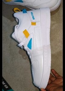 Bruton White Casual Shoes