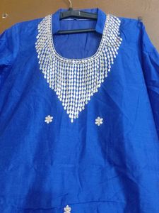 Blue Embroidered Kurta (Women&#39;s)